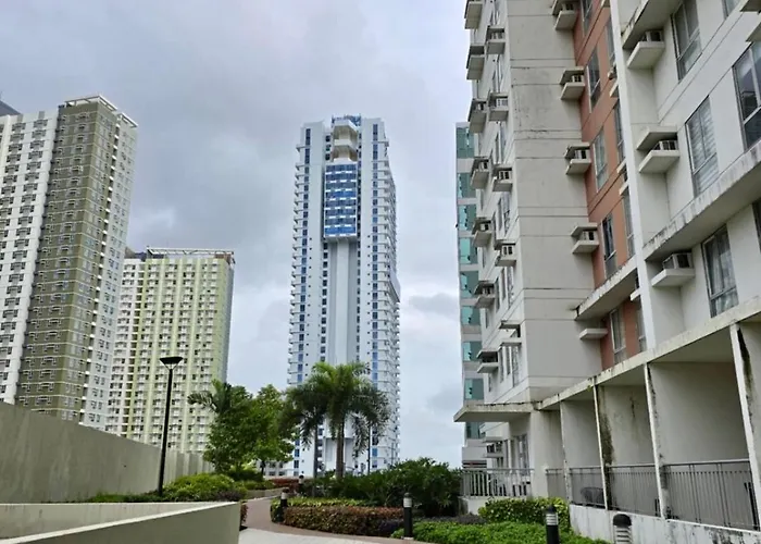 Avida Towers Staycation- Unit
